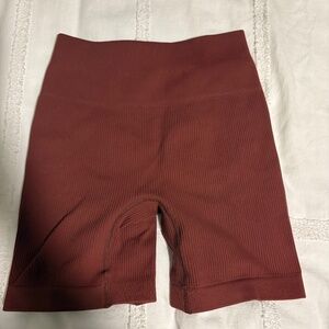 Seamless Workout Shorts — Maroon (Small)
